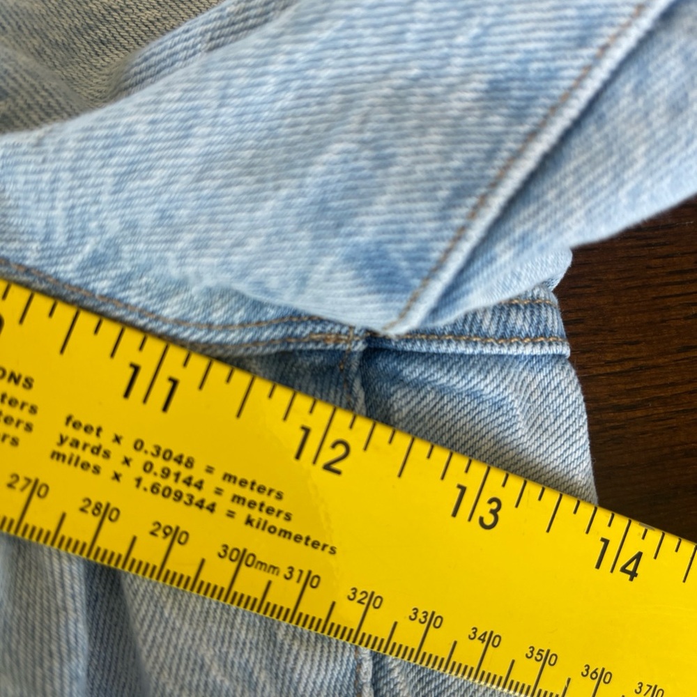 Good American Light Blue Denim Shorts size 15 - Picture 6 of 7